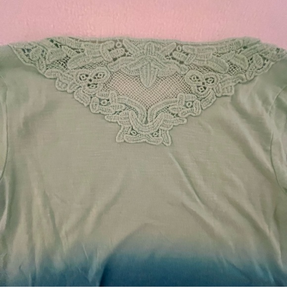 Turquoise and Blue ombré Shirt - Picture 2 of 4